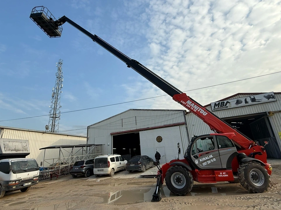 Karabağlar Kiralık Teleskopik Yükleyici